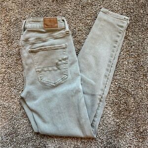 American Eagle Grey High Rise Jegging Jean